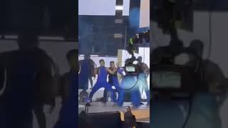 Remah Namakula live in concert dancing to amapiano