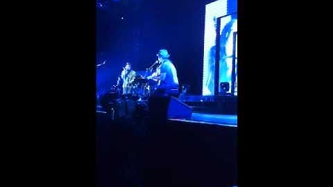 Bruno Mars - It Will Rain (Live @ Oberhausen Germany 15.10.11)