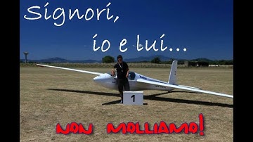 Glider Aerobatic GoPro Hero 2 by Luca Bertossio