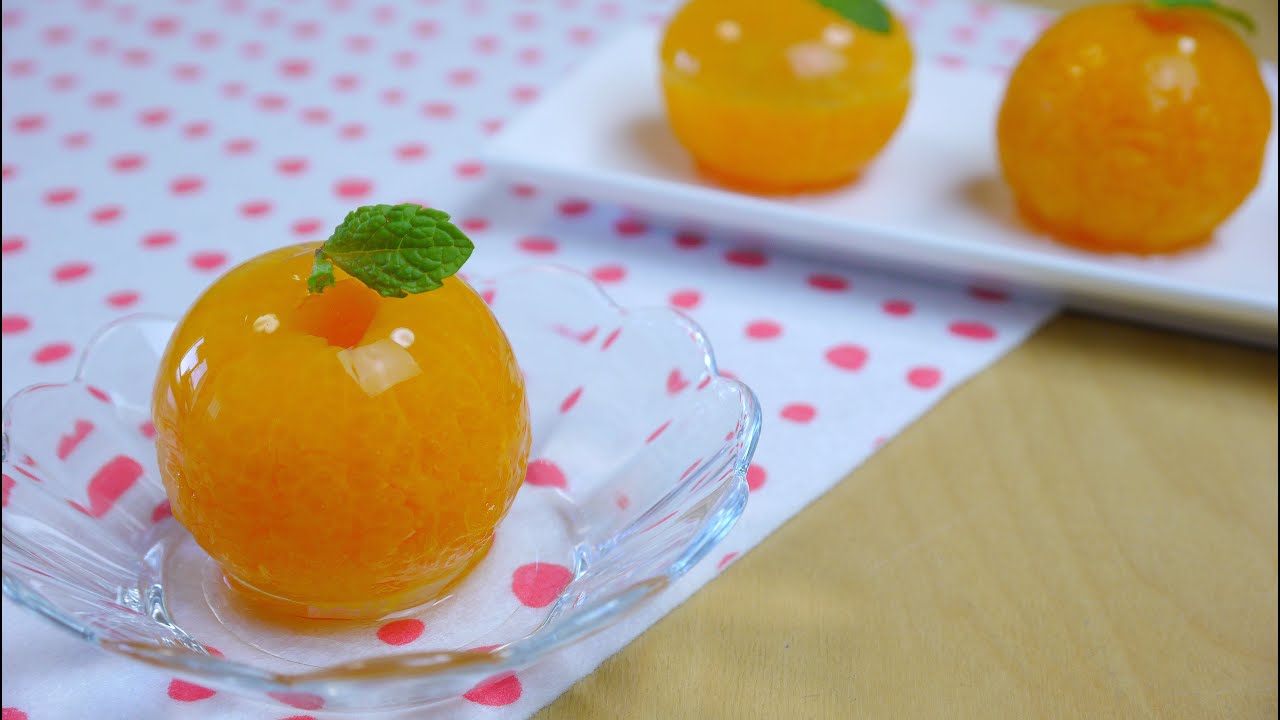 Mandarin Orange Raindrop Cake 丸ごとみかんゼリー あるいはミカン入り水信玄餅 | MosoGourmet 妄想グルメ