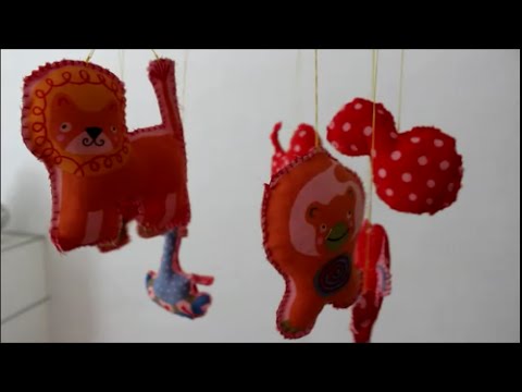 Diy: mobile ⥠mobilé mit stofftieren basteln ⥠schlingenstich ...