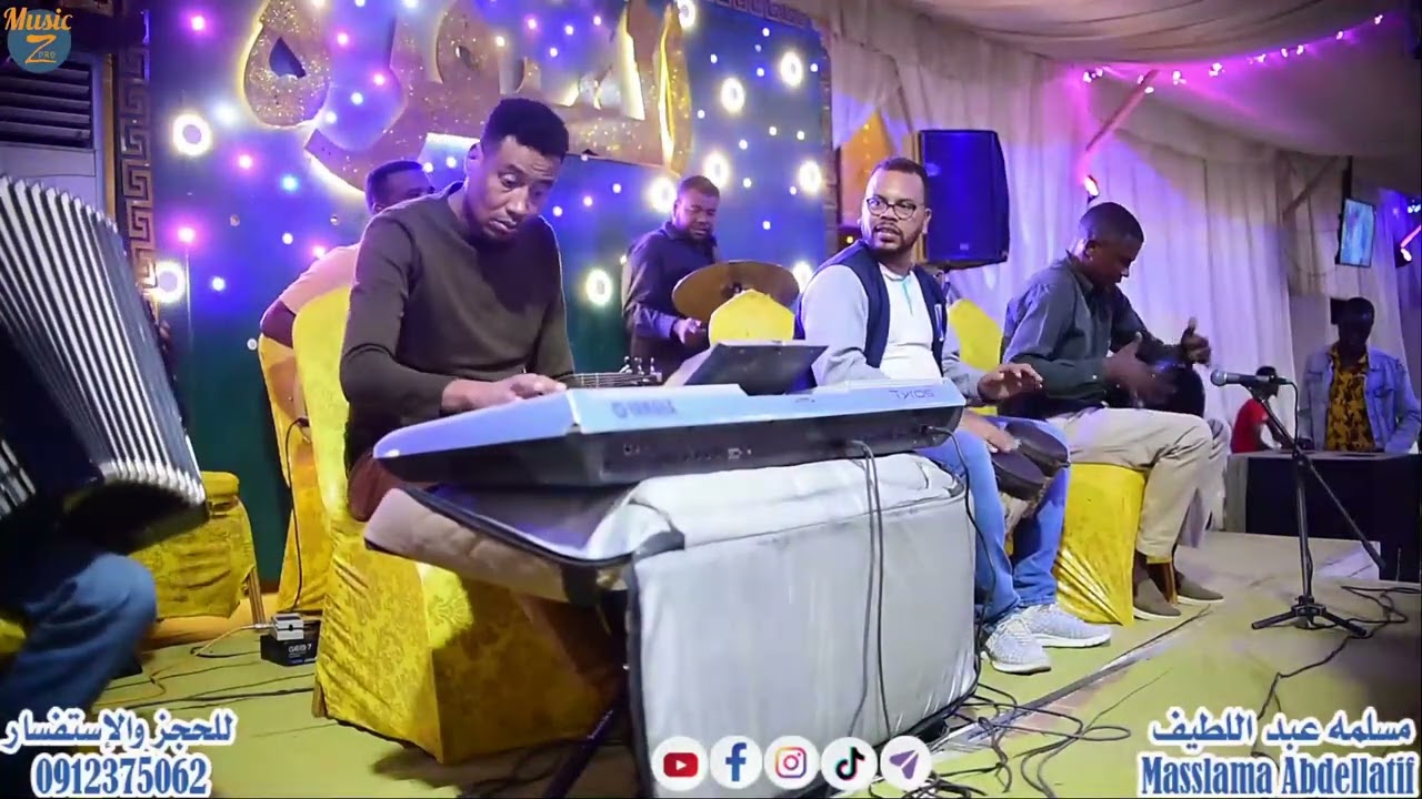 الفنان مسلمه عبداللطيف