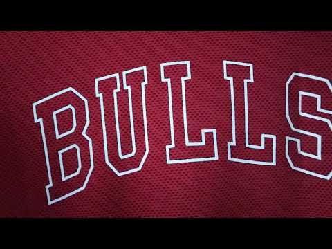 Видео: Мужская худи NBA Chicago Bulls Nike 2020