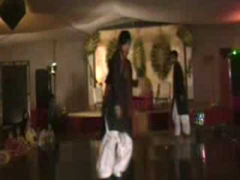 Medley Adnan (Tenu leke Sukhbhi Amitabh Bachan Billo rani Dance medley wedding 2.wmv