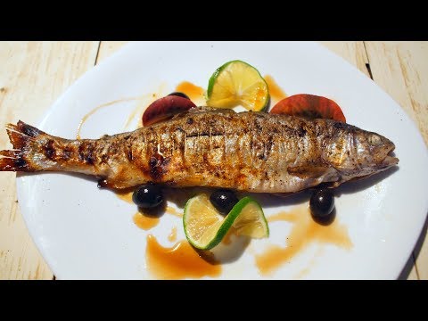 კალმახი ბროწეულის სოუსში