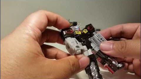 Titans Return Autobot Rewind