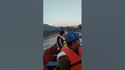 boating at pokhara nepal#shorts #youtubeshorts #shortvideo #travel #pokhara