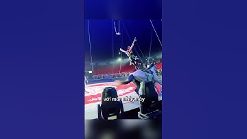 Người đàn ông khiến mọi người kinh ngạc vì màn biểu diễn #shorts