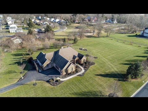 576 Lucinda Ln, Mechanicsburg, PA home video tour