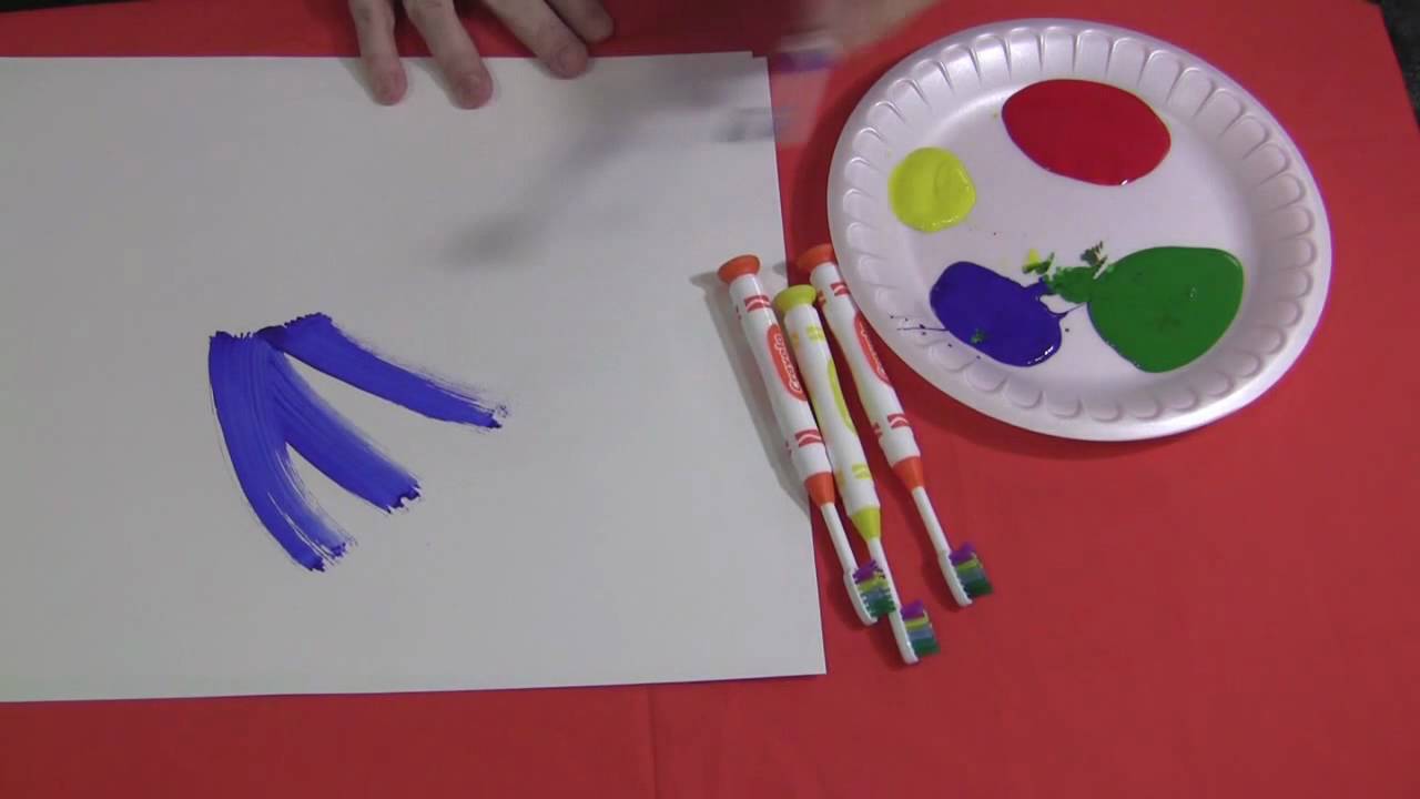 How to Put Together a Toddler Painting Activity using Brushes