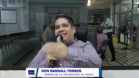 ENTREVISTA A RANDALL TORRES