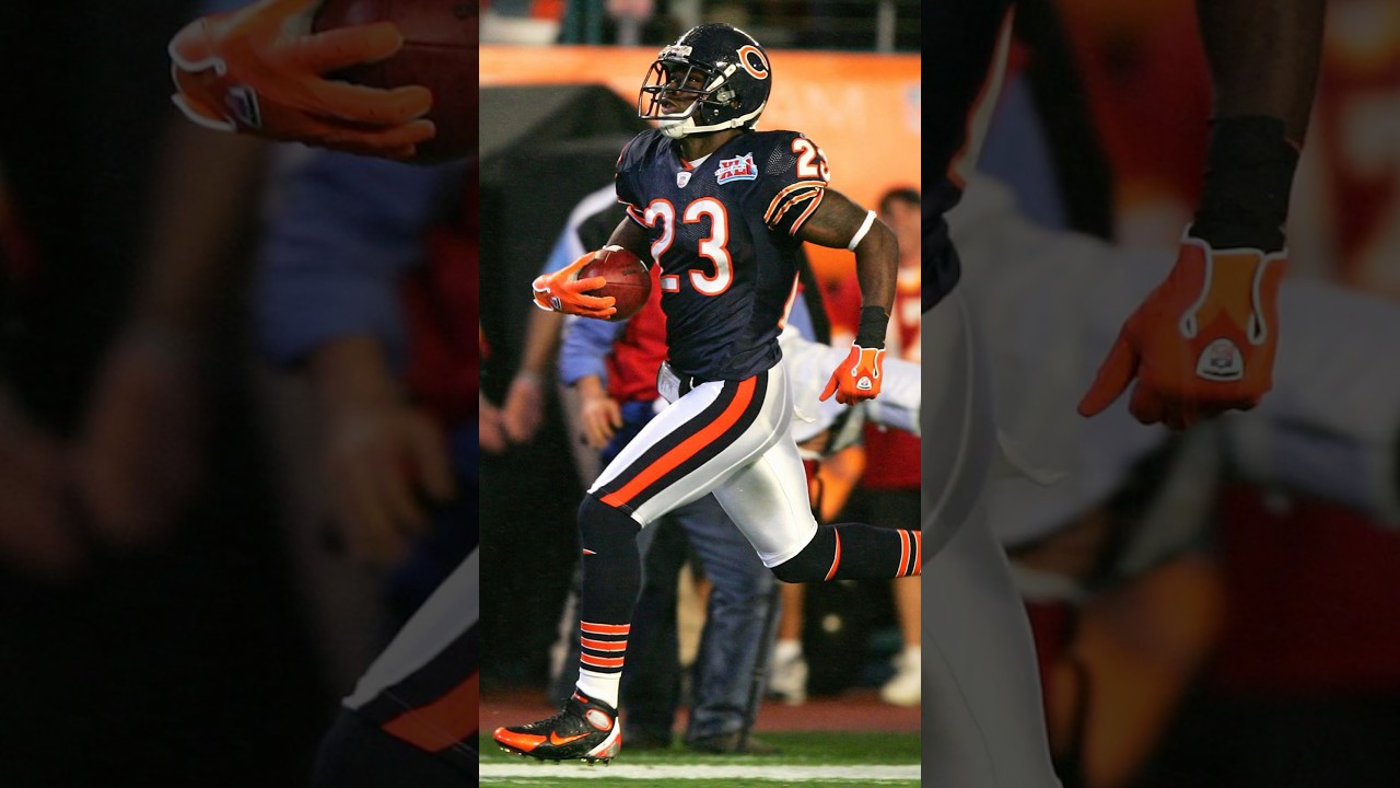 Ex-Bears McMichael, Hester, and Peppers make Hall of Fame