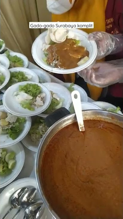 Gado-gado surabaya komplit pake mlinjo, katering bu tatik