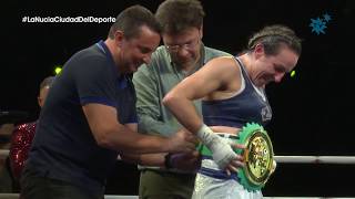 Eva Naranjo gana el Cinturón Internacional de Boxeo en La Nucía