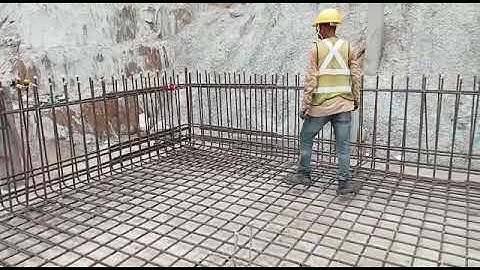 MANHOLE BASE SLAB REBAR
