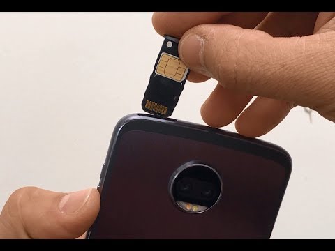 Motorola Moto Z2 Force में एसडी और सिम कार्ड कैसे इंस्टॉल करें