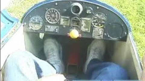 How to Pilot a Glider or Sailplane : Making the Pre-Flight Checklist for a Glider Flight