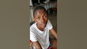 Our 15 years old student created a collision detection Game with Python.