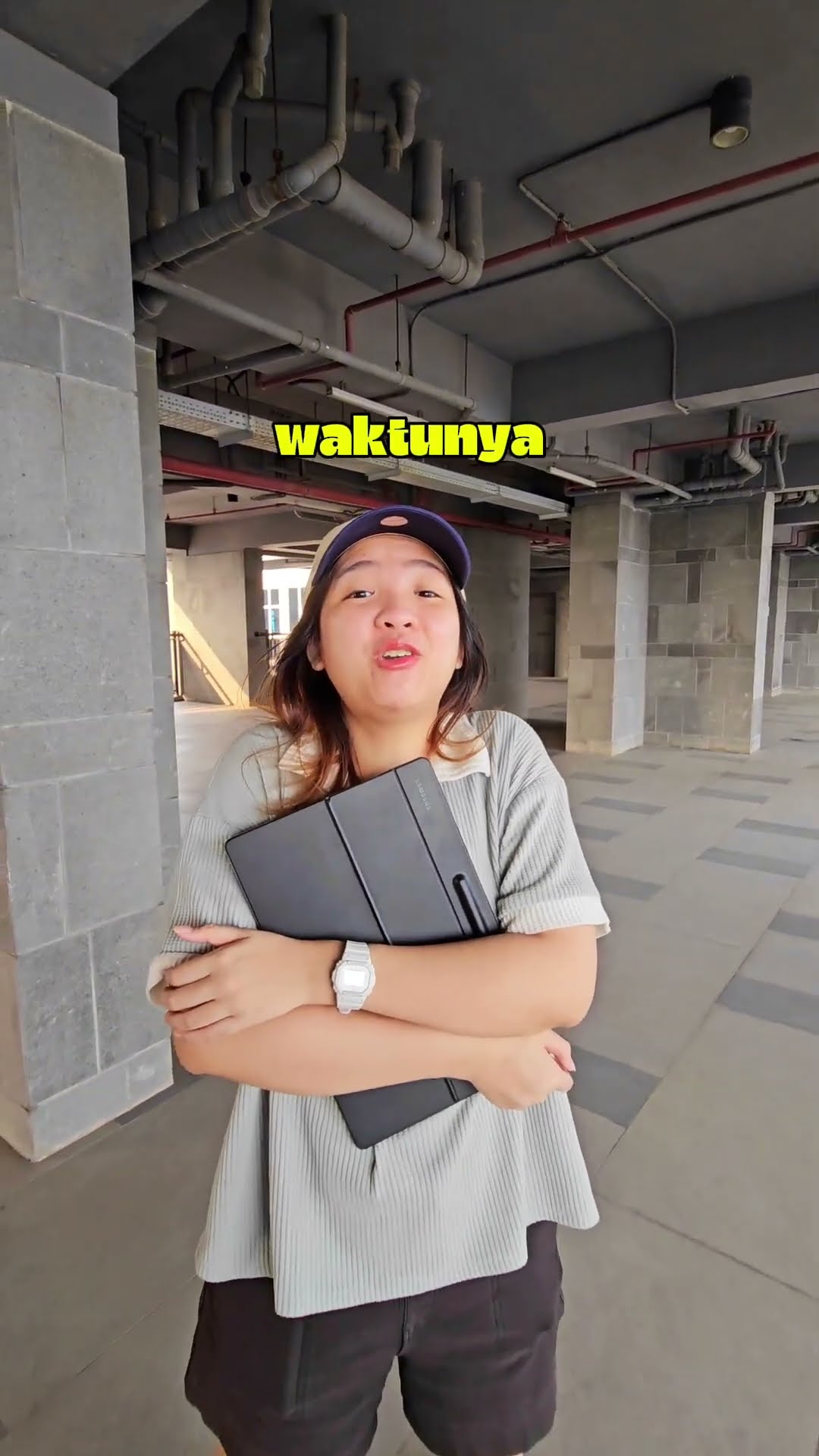 KENAPA DOKTER KALAU SUNTIK HARUS DI SENTIL-SENTIL DULU?!