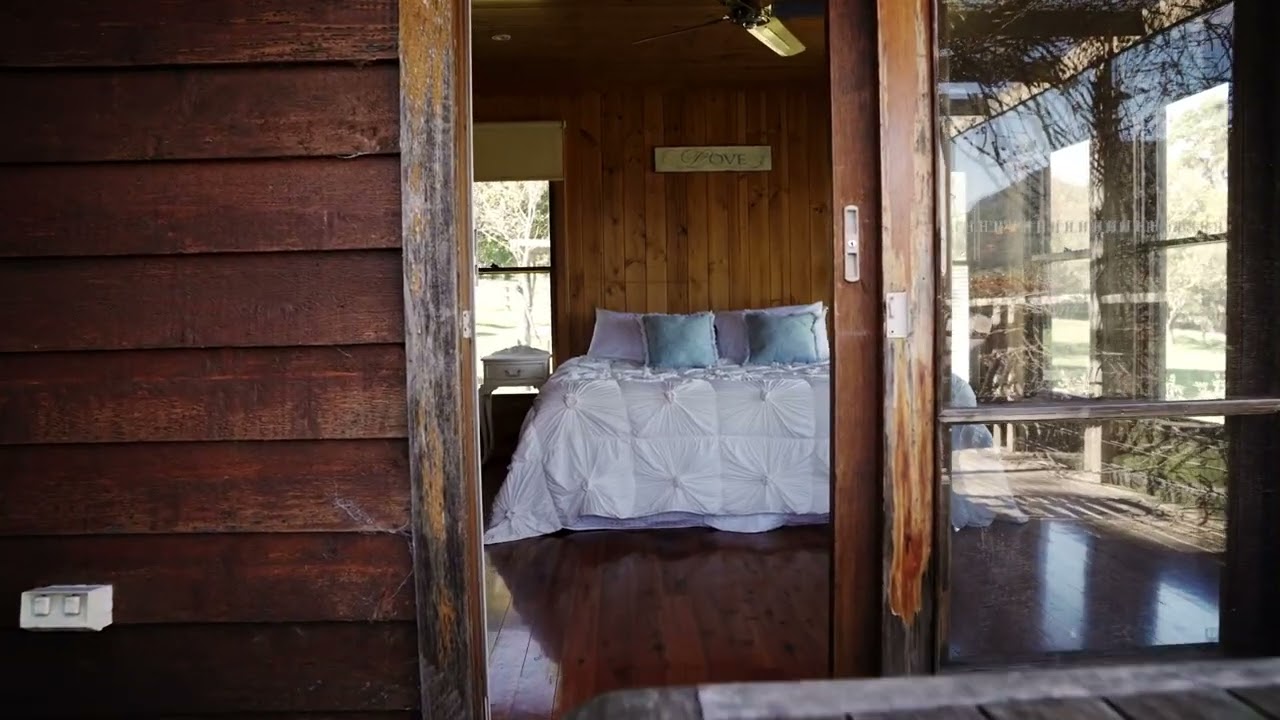 Melross Farm - Promotional Film - 1 min 40 seconds - Landscape