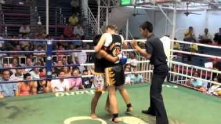 Cleo (Tiger Muay Thai) TKO's Petchtuksin (Thailand) in round 2 @ Bangla boxing stadium