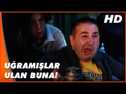 Hababam Sınıfı : Üç Buçuk | Ercüment'in Korkudan Ağzı Yüzü Kayıyor | Türk Komedi Filmi