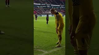 Erling Haaland SINGING While Wasting Game Time #Shorts