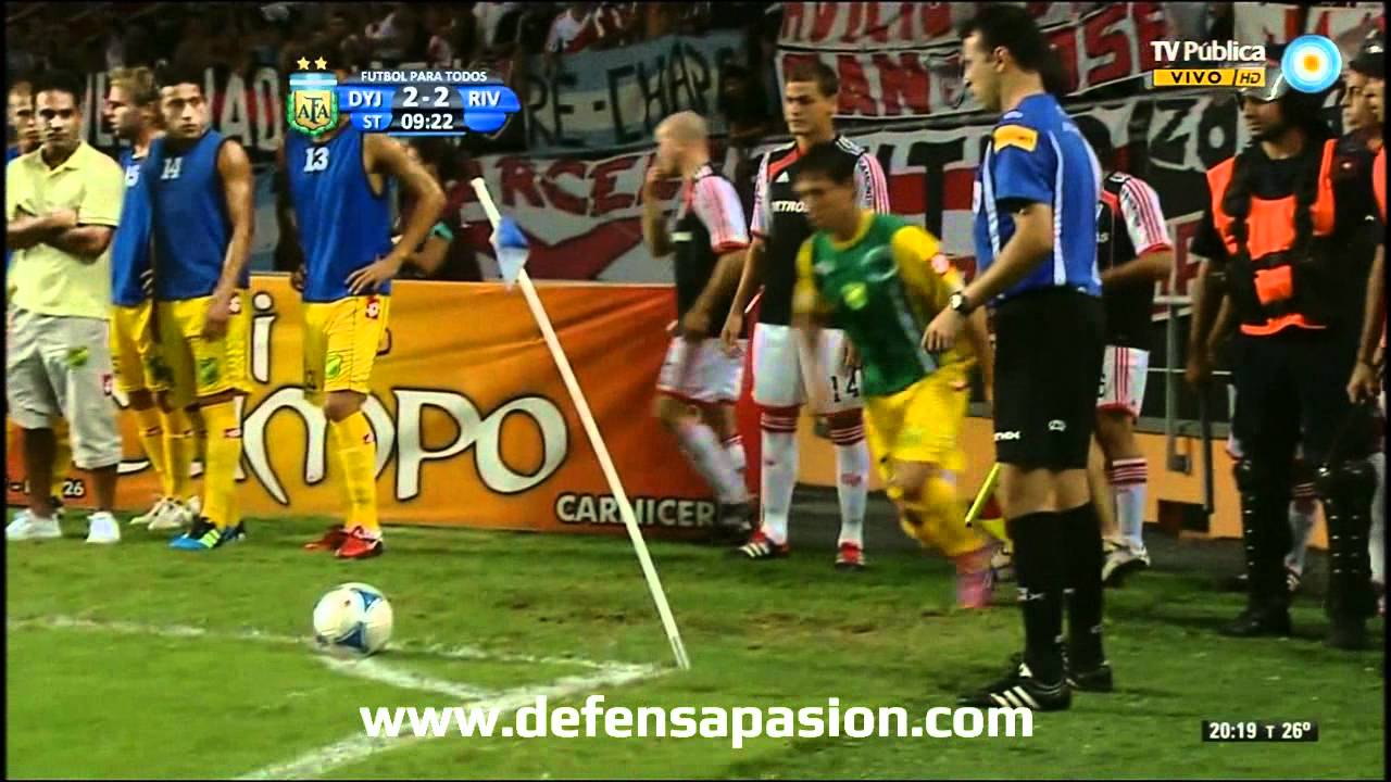 Defensa y Justicia 3 - River Plate 3 HD - YouTube