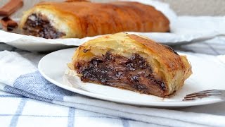 Chocolate Apple Strudel - Easy Apple Strudel Recipe with Phyllo Dough Chocolate Apple Strudel - Easy Apple Strudel Recipe with Phyllo Dough