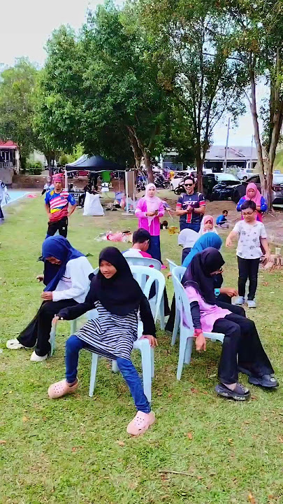 Rebut Kerusi Kanak2 . Anjuran Silver One Mobile, Persatuan Penduduk Anak Melayu Bukit Siput 2&3,