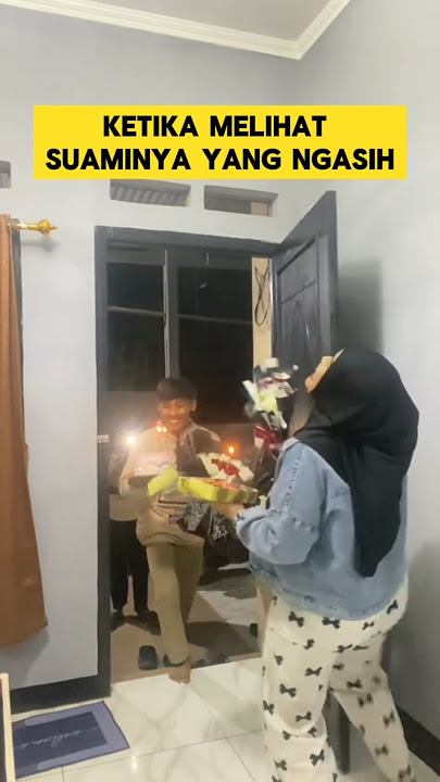 momen haru ketika istri kasih surprise suami saat pulang kerja ‼️‼️ #surprise #istri #suami #haru