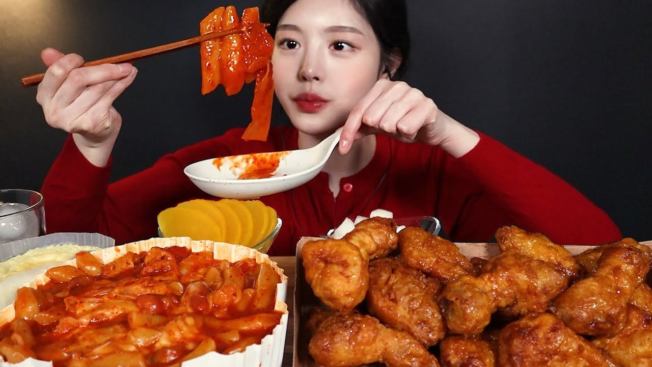 SUB)엽떡 허니콤보 꿀조합 먹방 떡볶이 숟가락으로 퍼먹기 리얼사운드 Tteokbokki Honey combo chicken Mukbang Asmr
