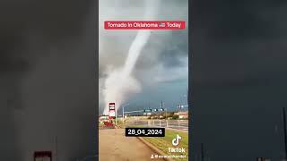 Andover, Kansas 2022 Tornado (not Oklahoma) with added audio by @disaster.1111 on TikTok #tornado