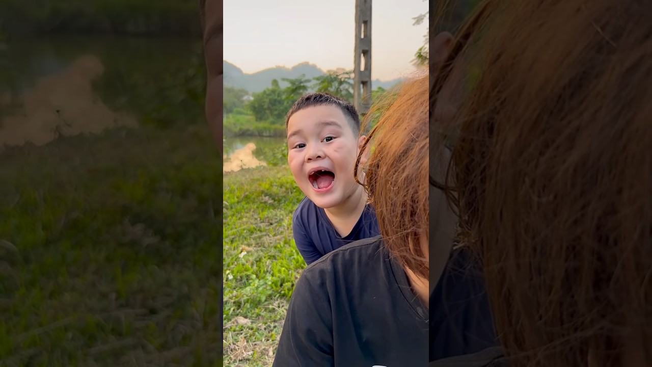 Cậu bé tốt bụng 😱😈Chúc mừng Ngày của Mẹ#shorts
