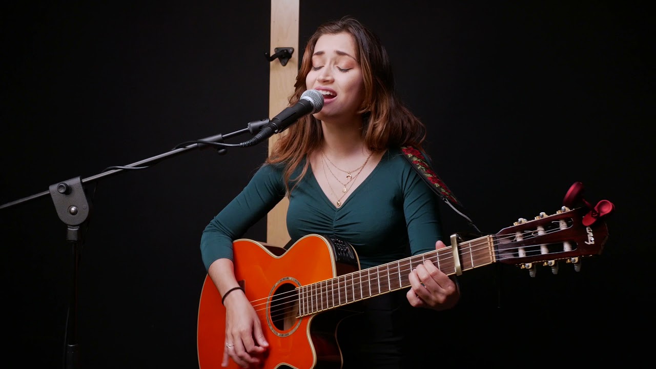 Live Compilation - "Flowers", "Simmer", "God is a woman" Cover by Christine Schneider