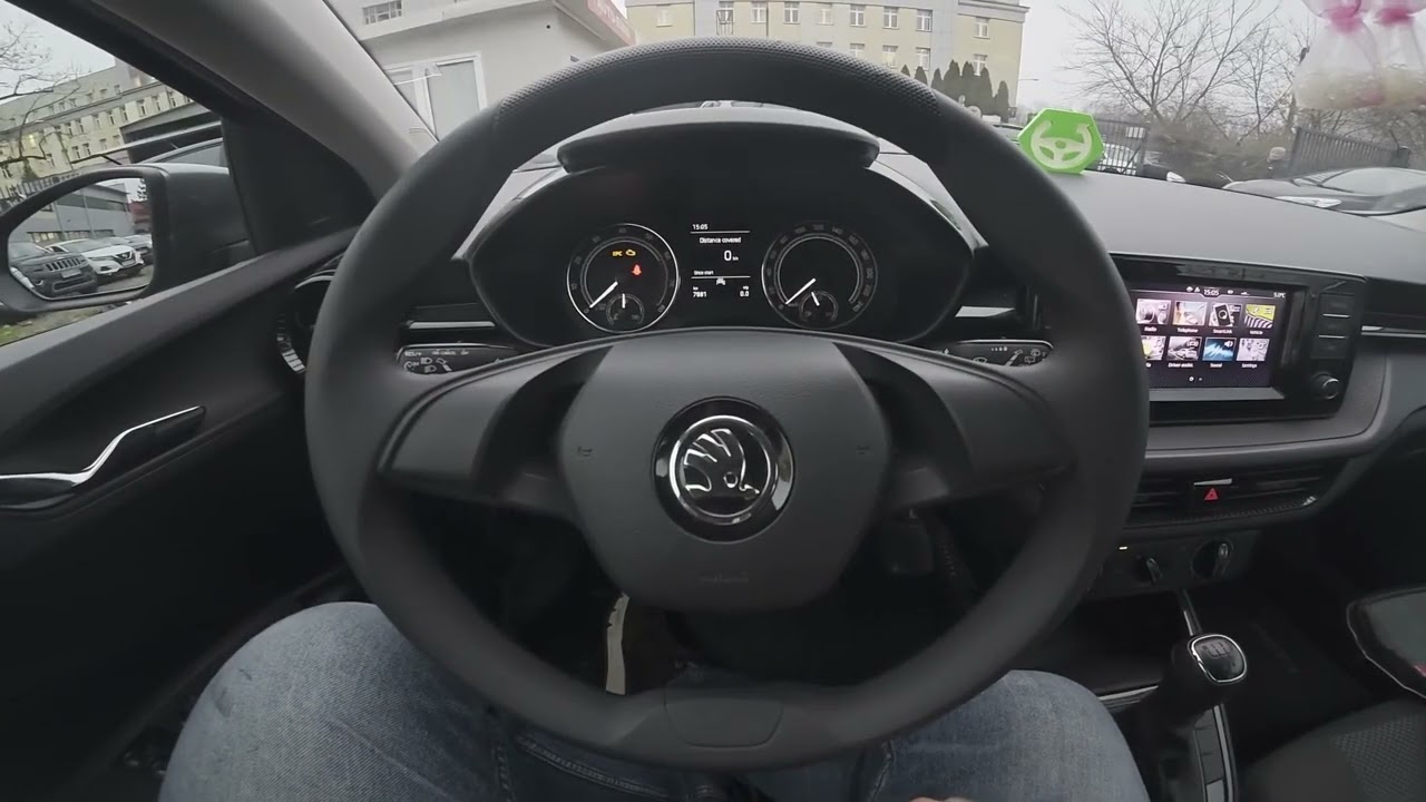 SKODA Fabia IV (2021-): Come attivare il promemoria telefono cellulare