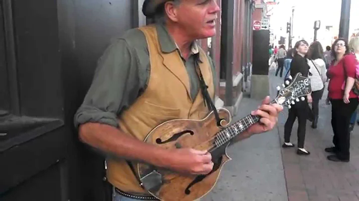Mandolin Mike Slusser Playing Bill Monroe - Im Goi...
