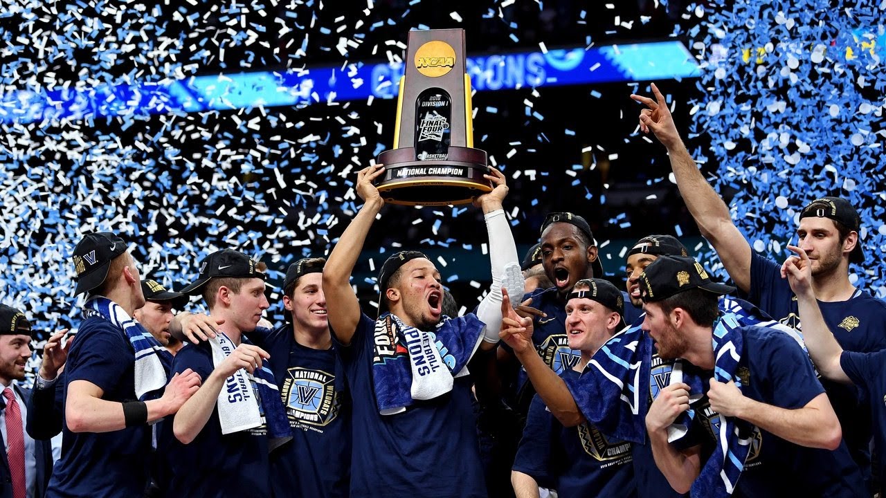 Donte DiVincenzo erupts for 31 points as Villanova blows out Michigan, 79-62, to win national championship