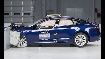 2016 Tesla Model S original moderate overlap crash test (extended footage)