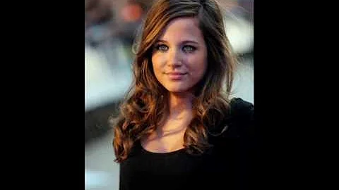 madeline elizabeth duggan as lauren branning