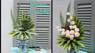 Plug teach vase Rose , to the altar, easy plug | Flower Arrangement by Hướng Dẫn Cắm Hoa 5,878 views 3 years ago 8 minutes, 36 seconds