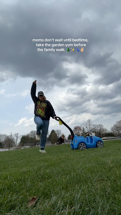 moms don't wait until beadtime 😏💨 #funnyvideo #funny #comedyfilms #momlife #gardenmom #stonerfam