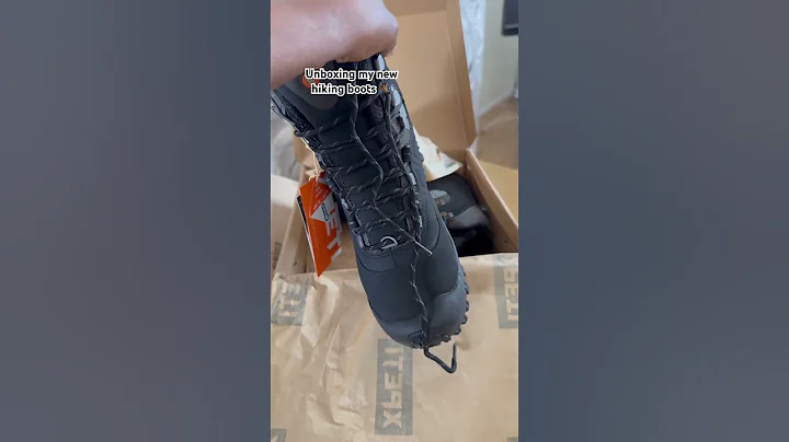 A must-have hiking boots! ✅waterproof ✅breathable ✅good insulation ✅ankle support etc. #hikingboots