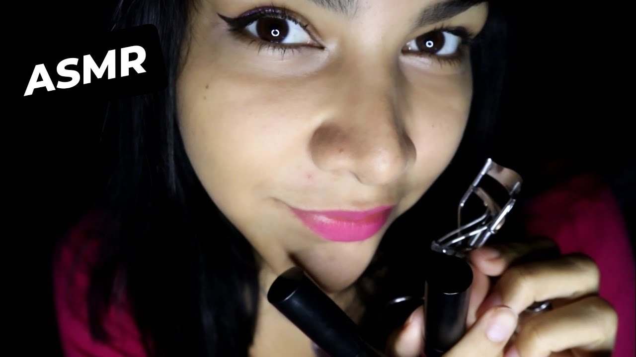 ASMR maquillándome y masticando algo de chicle