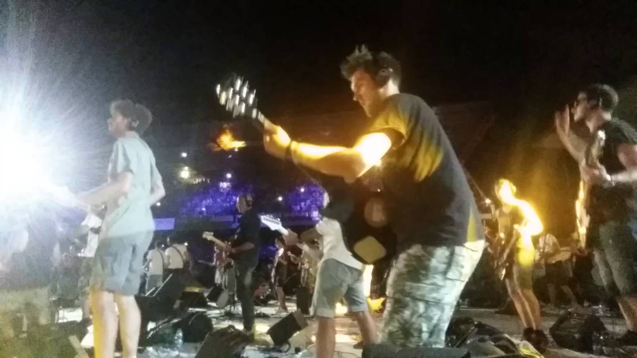 Rockin'1000Gold On the Ceiling (visto dai chitarristi