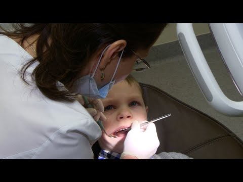 Vaikų dantukų gydymas