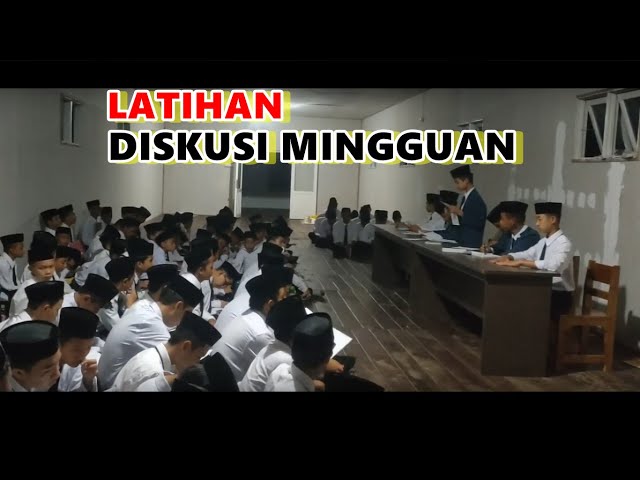 Kegiatan Diskusi Mingguan Santri IUNS class=