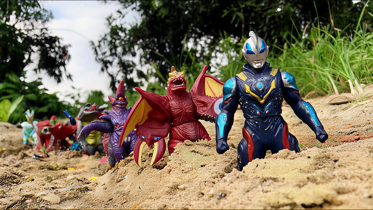 Menemukan Monster Ultra Kaiju | Galactron,Saramandora,Red King,Five King Grigio Bone,Gomora,Golza