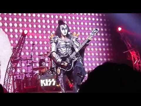 kiss-gene-simmons-......-funny-faces