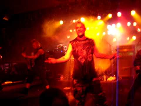 five-finger-death-punch---bulletproof-*live*-at-pieres-in-ft-wayne